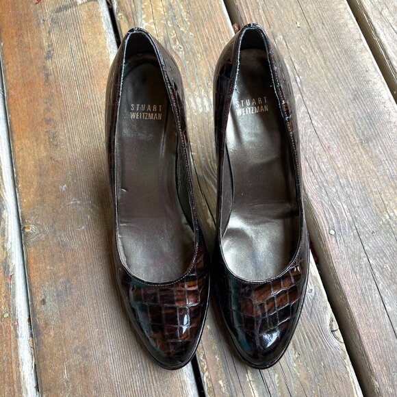 EUC Stuart Weitzman Cocoa Crocodile Patent Pumps in Womens 9M - Picture 13 of 16